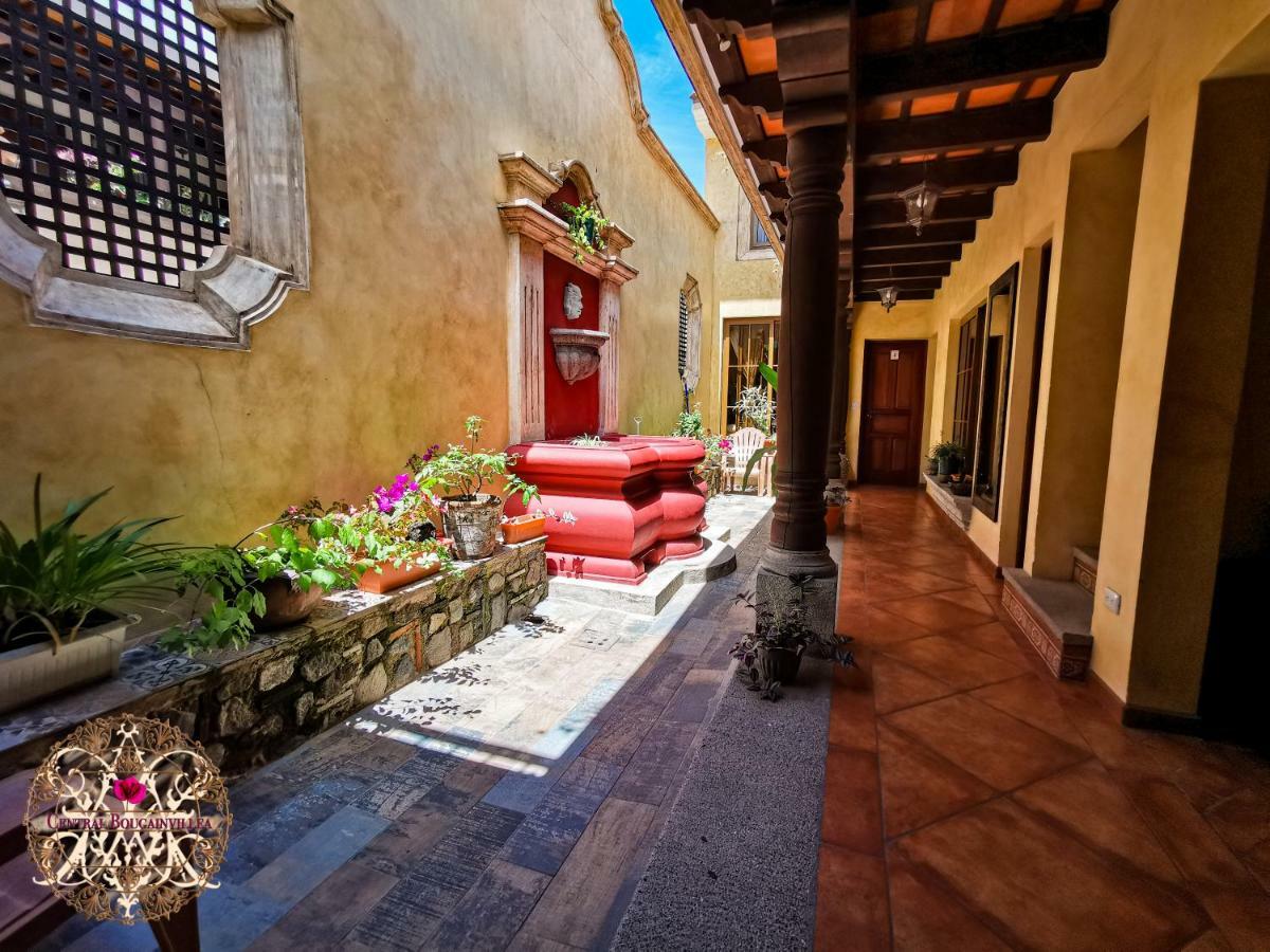 Central Bougainvillea Antigua Exterior photo